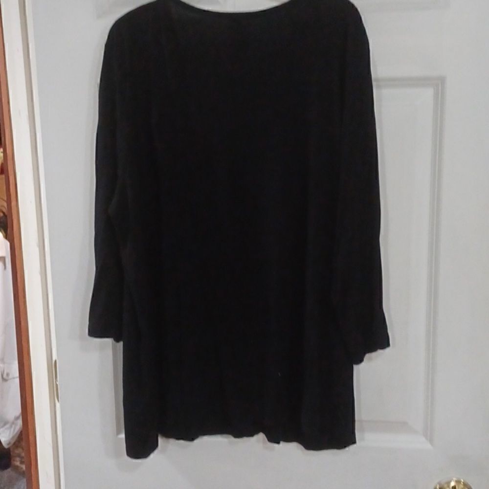 Black Embroidered Top by Even - Picture 7 of 7